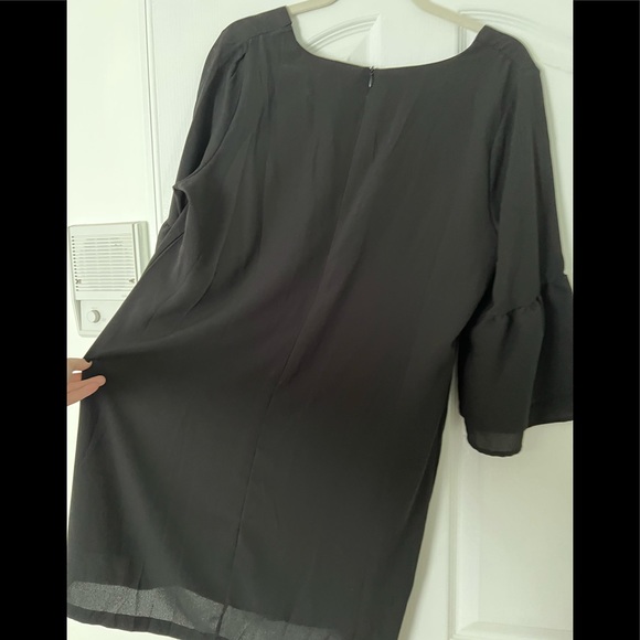 BLACK RUFFLE SLEEVE DRESS - Picture 5 of 6